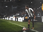 开云体育在线-2026世界杯A组强强对话，瑞士铁骑碾碎潘帕斯雄鹰，久保建英魔笛奏响北美之巅